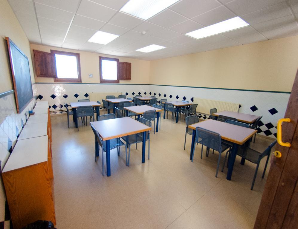 Auberge de jeunesse L'Espluga De Francoli Xanascat Extérieur photo